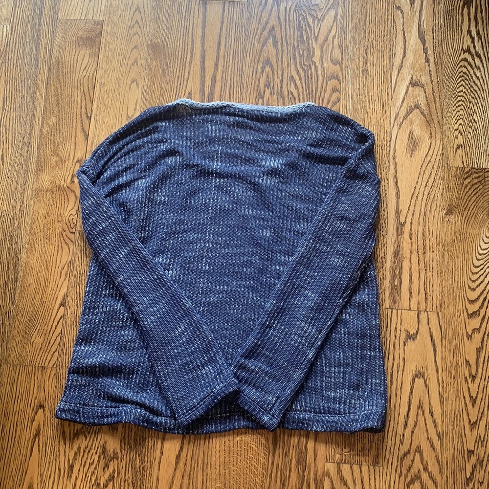 Splendid Ladies Top - Picture 3 of 4